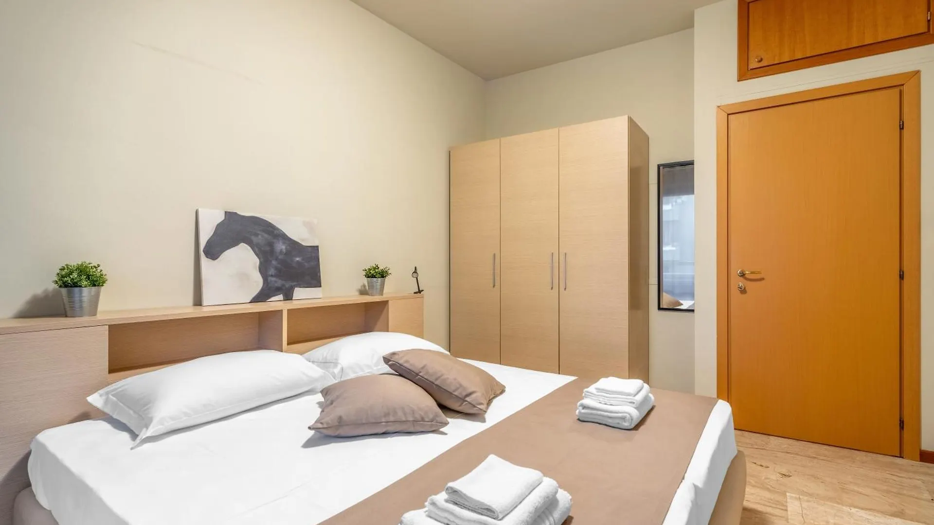 Aparthotel Casa Da Suite Fraschini Milan Italy